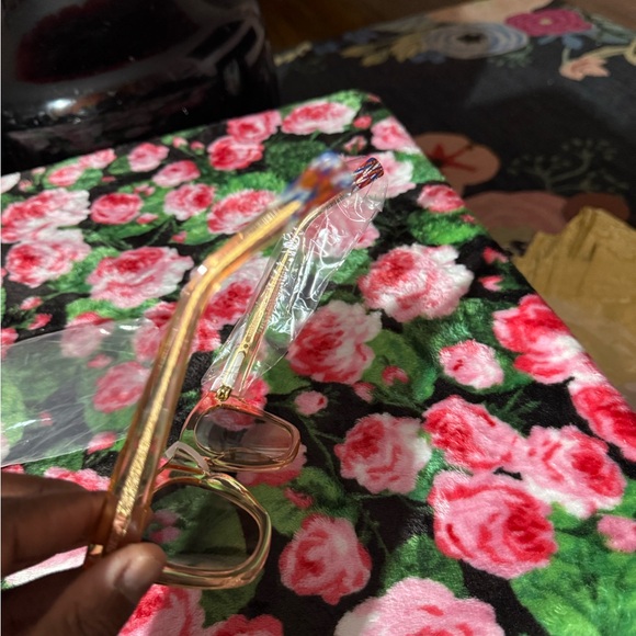 Missoni Tan Sunglasses with Case - Picture 5 of 8